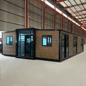 Prefab Cabin 40ft Container House With 3 Bedroom Expandable Container House